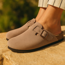 Sandália Clog de Camurça Zinatti