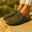 Sandália Clog de Camurça Zinatti